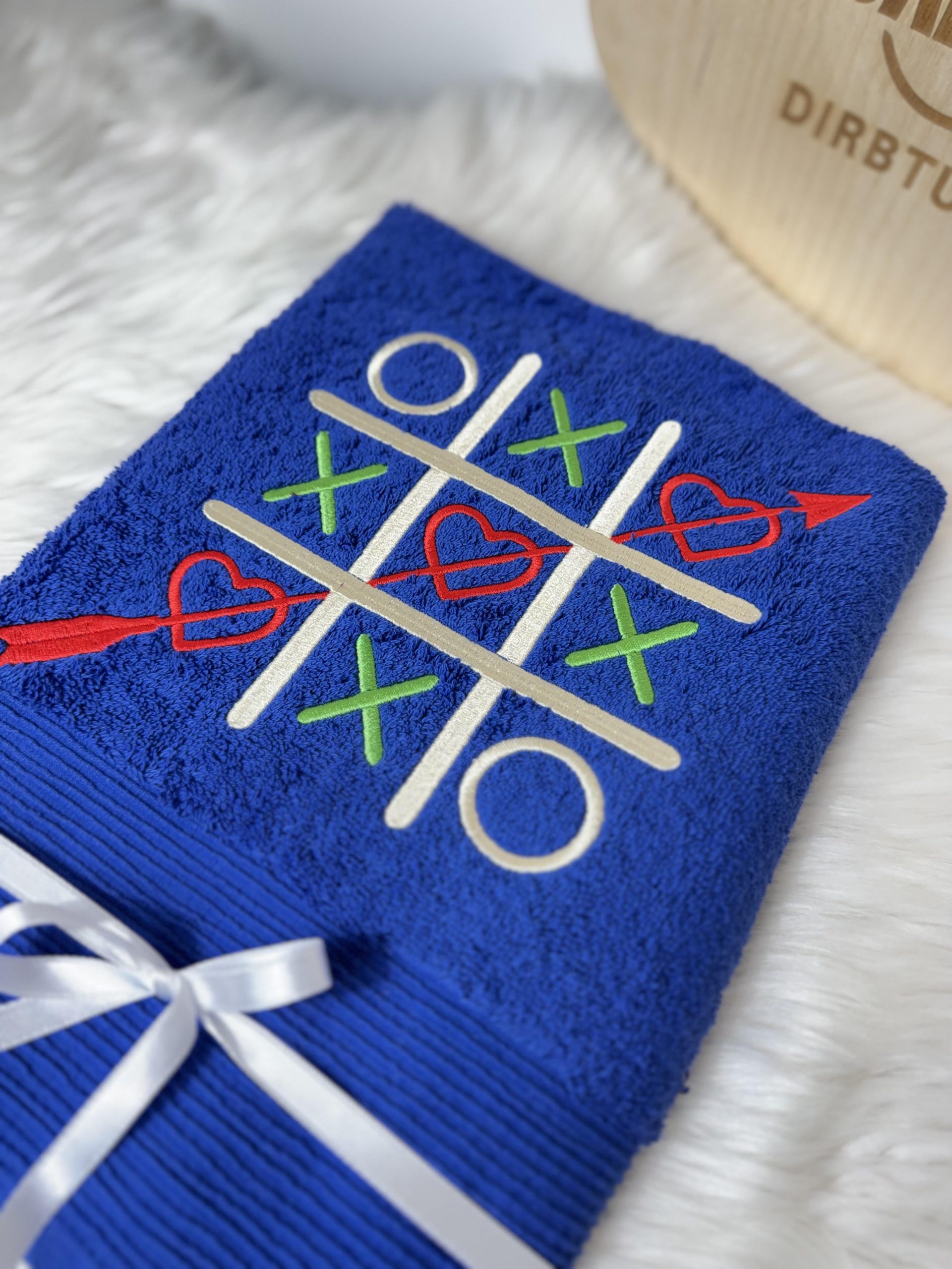 Siuvinėtas rankšluostis mėlynas