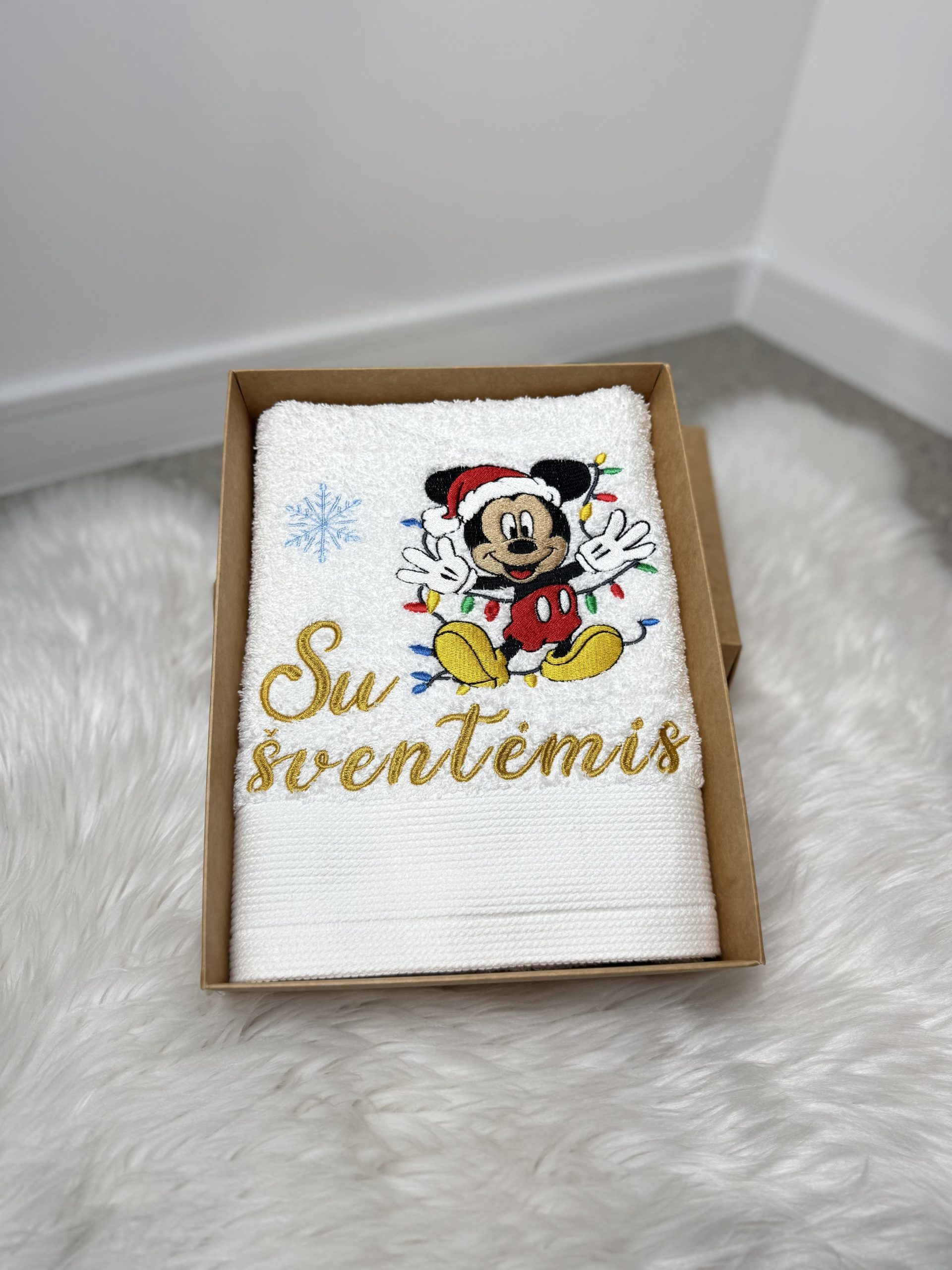 Siuvinėti rankšluosčiai Kalėdų proga - Image 3